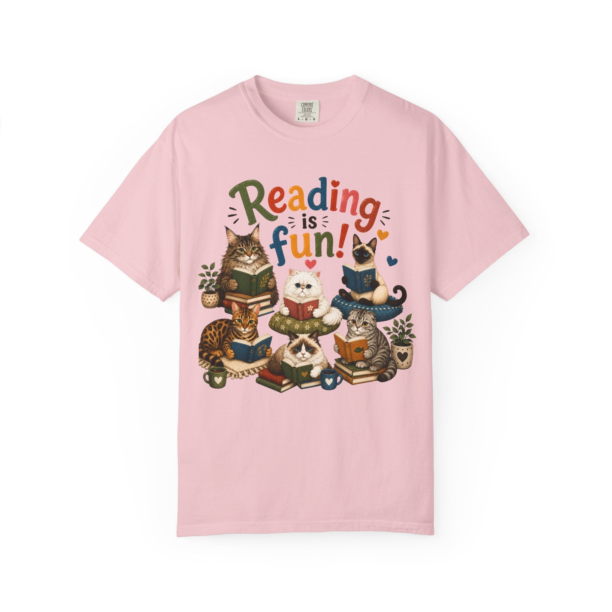Reading Is Fun cats reading T-Shirt | Cute Book Lover Tee
