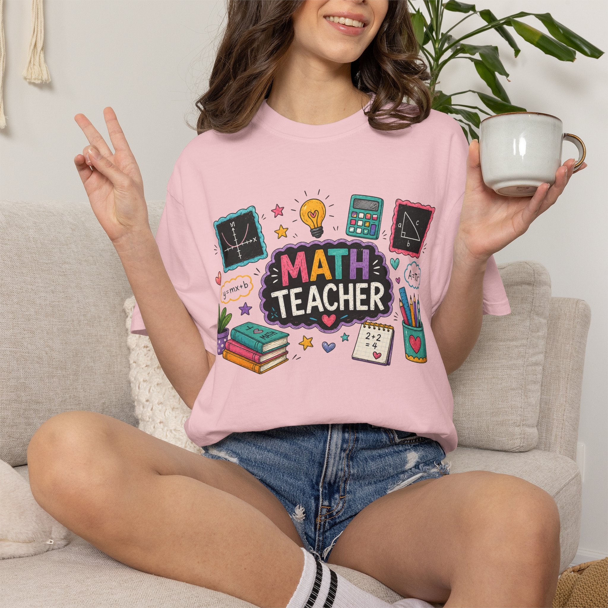 Math Teacher Graphic T-Shirt | Cute Chalkboard, Books, Calculator Design