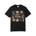 Art Teacher doodles T-Shirt | paint palette, brushes, sketchbooks
