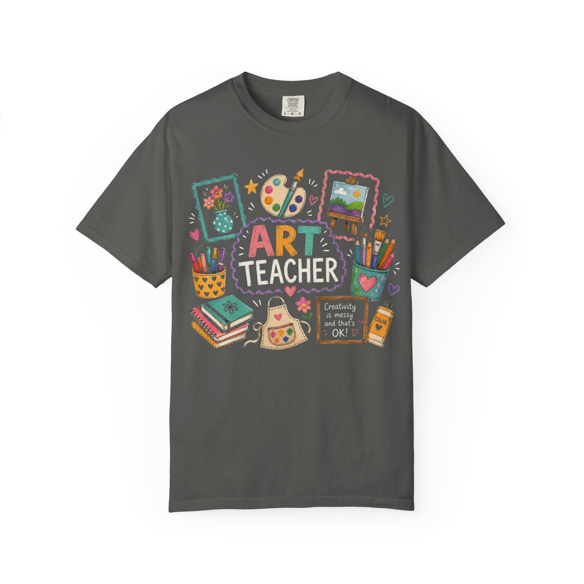 Art Teacher doodles T-Shirt | paint palette, brushes, sketchbooks