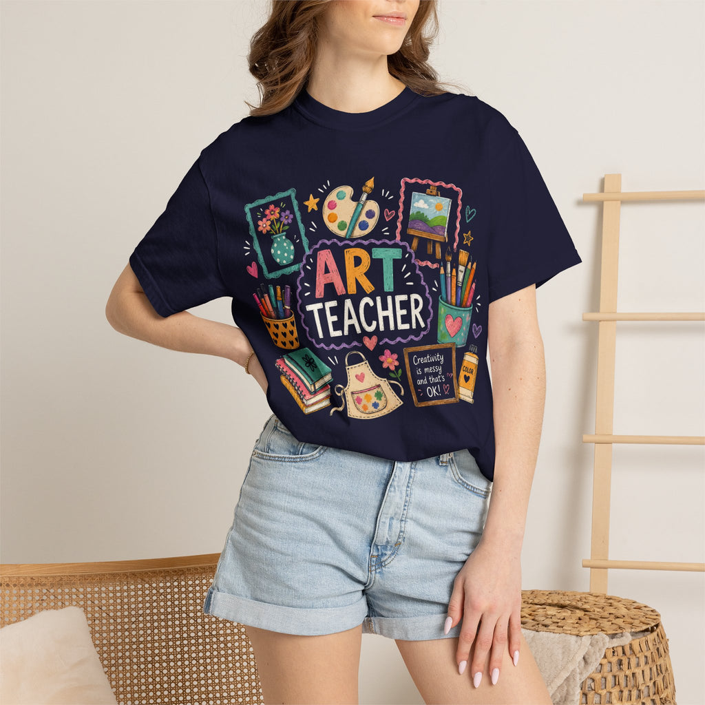 Art Teacher doodles T-Shirt | paint palette, brushes, sketchbooks