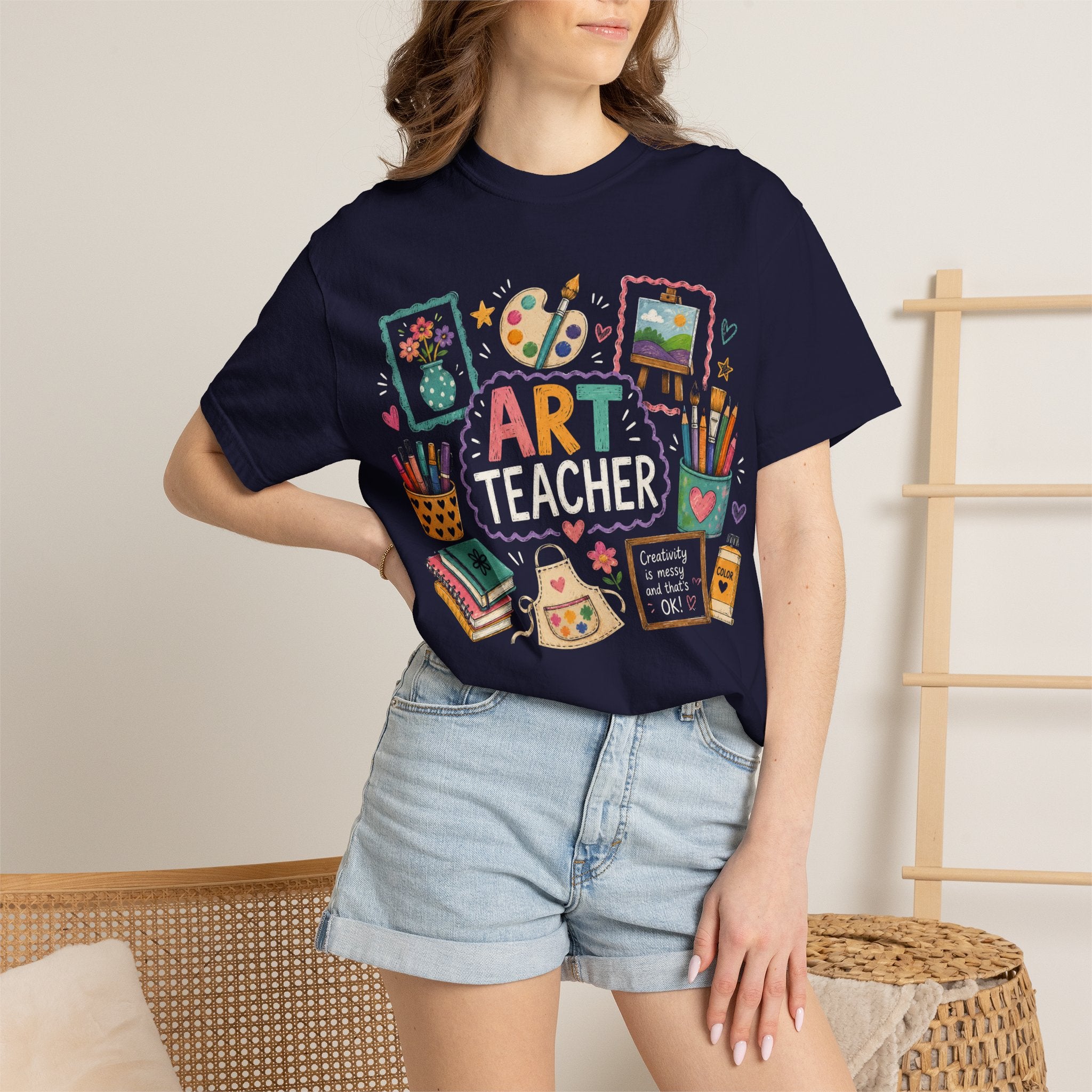 Art Teacher doodles T-Shirt | paint palette, brushes, sketchbooks