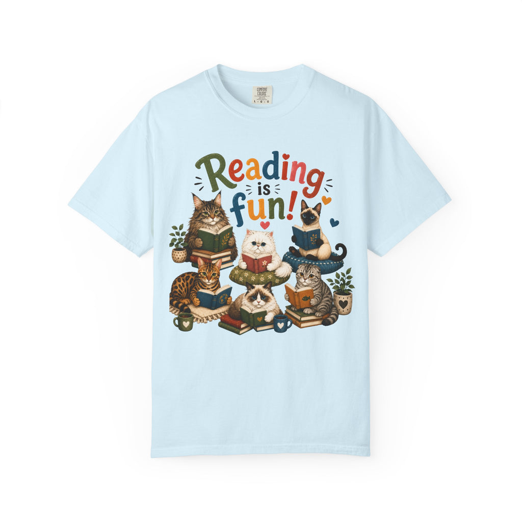 Reading Is Fun cats reading T-Shirt | Cute Book Lover Tee